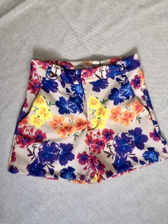 SHORT FLORAL - comprar online