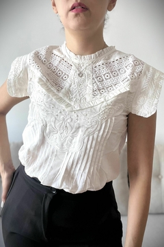 Blusa Shani en internet