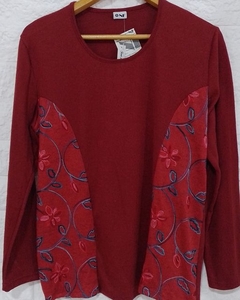Sweater Lanilla con Flores Bordadas a los Lados - comprar online
