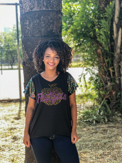 Camisas Femininas com Mangas de lantejoulas e estampas em Strass - comprar online