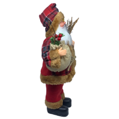 Boneco de Papai Noel para Decoração rústica com roupa preto e vermelha xadrez | Enfeite natalino de Natal 2022 luxo de sala final do ano | Papai Noel realista segurando lenha e saco com presentes árvore e frutas silvestres com roupa de lã e de pele