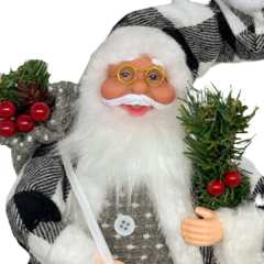 Boneco de Papai Noel para Decoração com roupa cinza preto e branco xadrez | Enfeite natalino de Natal 2022 luxo de sala final do ano | Papai Noel realista segurando saco com presentes árvore e frutas silvestres com roupa de lã e de pele chique