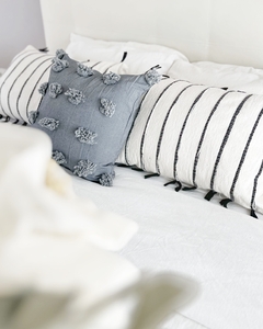 Almohadon pompones - tienda online