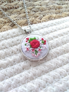 Hand embroidered pendant - Silver 10