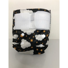 Kit com 7 fraldas de pano ecológicas tamanho recém nascido + 10 absorventes de melton/moletom (estampas a escolher) - comprar online