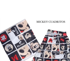 Pijama Curvy plus size mickey cuadritos manga corta y pantalón