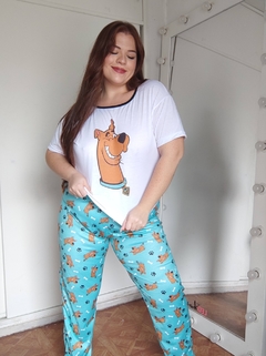 Pijama curvy plus size scooby manga corta y pantalón