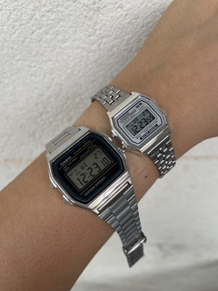 Relógio estilo Casio - comprar online