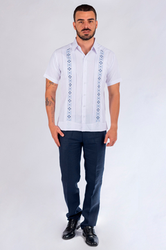 Guayabera Yucateca Bordada en lino En Punto De Cruz Mod Chikinzonot - comprar en línea