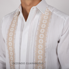 Guayabera Yucateca Bordada En Punto De Cruz Mod Muxupip Tallas extras en internet