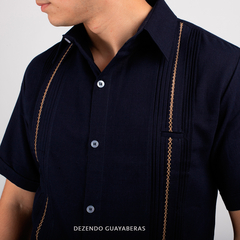 Camisa Guayabera Yucateca De Lino Para Hombre Mod. Celestun Mc Azul Marino - Dezendo guayaberas