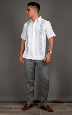 Guayabera Yucateca Bordada En Punto De Cruz, Mod. Hocabá. - Dezendo guayaberas