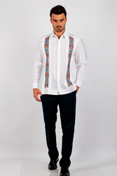 Guayabera De Lino Bordada En Punto De Cruz Mod Ixil - comprar en línea