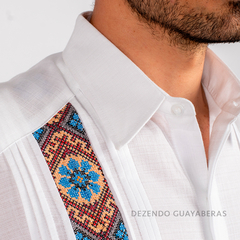 Guayabera De Lino Bordada En Punto De Cruz Mod Ixil en internet