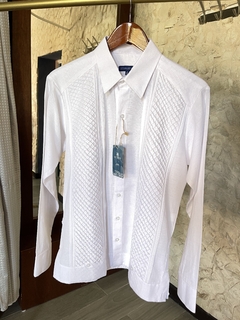 Guayabera Con alforzado artesanal estilo Panal en lino con algodón