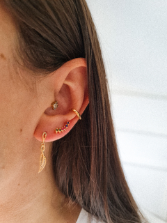 Ear Cuff Cravejado - loja online