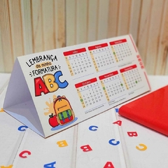 CALENDARIO DE MESA BÁSICO FORMATURA