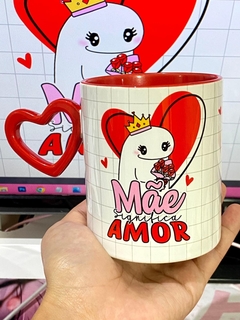 Caneca com alça de coração personalizada