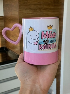 Caneca com alça de coração personalizada na internet