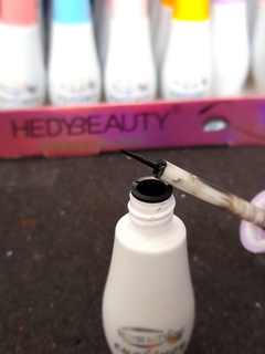 Delineador liquido Hedybeauty