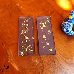Barra de chocolate 60 % cacao con pistache (100 g)