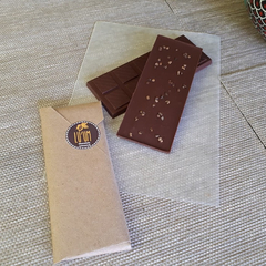 Barra de semiamargo 60 % cacao con semillas de cardamomo [100 g] - Lu'um Chocolate