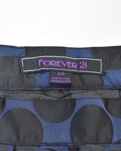 Falda azul con negro Forever 21 en internet