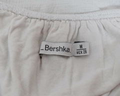 Blusa blanca BERSHKA en internet