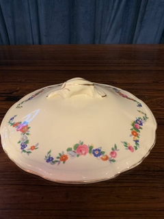 LOUÇA INGLESA DA RENOMADA MANUFATURA ALFRED MEAKIN - ENGLAND, NA COR CREME, DECORADO COM FLORES 42 PÇ. - CÓD. 873 - Toque Antigo