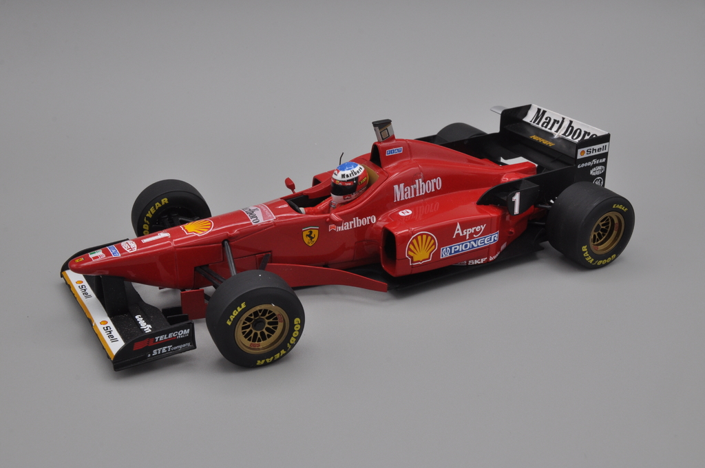 値下げ】 F1グランプリ1996 Ferrari F310 #2 E.アーバイン ポスター額