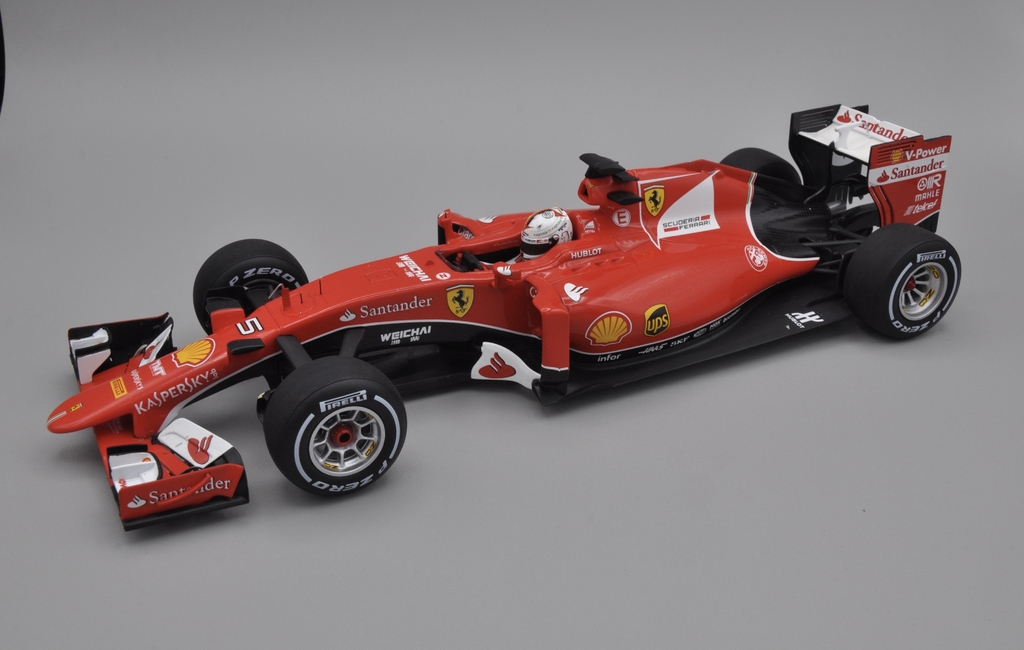 2015-04-29 SF15 T (5) Sebastian Vettel MAL - Seipang 1