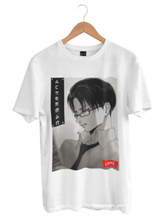 Camiseta Attack on Titan Levi Green Dragon na internet