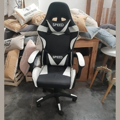 SILLÓN GAMER BLANCO Y NEGRO - comprar online