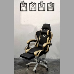 SILLÓN GAMER NEGRO Y DORADO (CON USB)