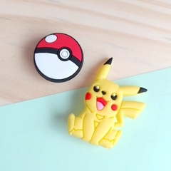 Pins para Crocs Pikachu - comprar online