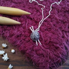 pingente prata trico tricot tricoteira