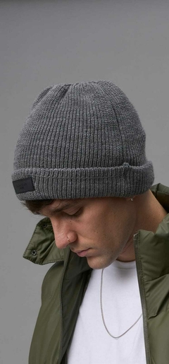 Gorro de lana Gris