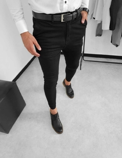 Pantalon chino negro en internet