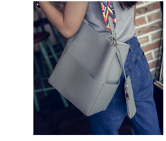 bolsa crossbody grande capacidade alça colorida - loja online