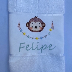 Toalha Lavabo Bordada Personalizada Infantil 30 x 45 cm - Macaquinho - comprar online