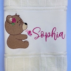 Toalha Lavabo Bordada Personalizada Infantil 30 x 45 cm - Ursinha Bebê - comprar online