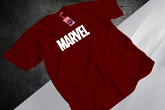 Remera Roja MARVEL