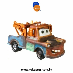 Miniatura 1:64 Disney Pixar Cars - Mater Mate - comprar online