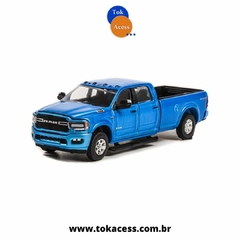 1:64 GREEN LIGHT - 2021 RAM 3500 Big Horn Sport 4 X 4 - All Terrain Série 13 - comprar online