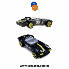 1:64 Hot Wheels - HW Roadsters - Corvette Grand Sport Roadster - comprar online