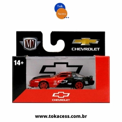 1:64 M2 MACHINES - 1985 Chevrolet Camaro R67