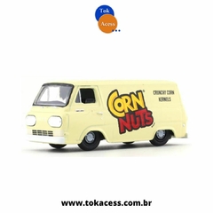 Miniatura 1:64 M2 MACHINES - Corn Nuts - 1995 Ford Econoline Delivery Van R78 - comprar online