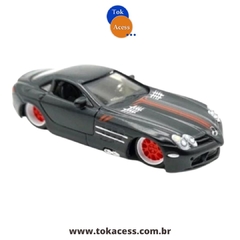 1:64 Maisto - Custom Shop - Mercedes SLR MCLAREM - comprar online