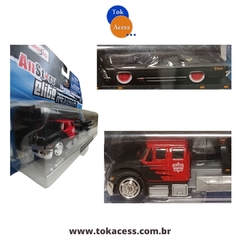 1:64 Maisto - All Star Elite Transport - International Durastar Flatbed / 1965 Buick Riviera - comprar online