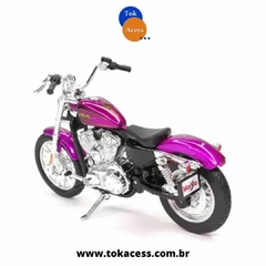 Miniatura 1:18 Maisto - Moto Harley-Davidson - 2013 XL 1200V Seventy-Two - Tok Acess